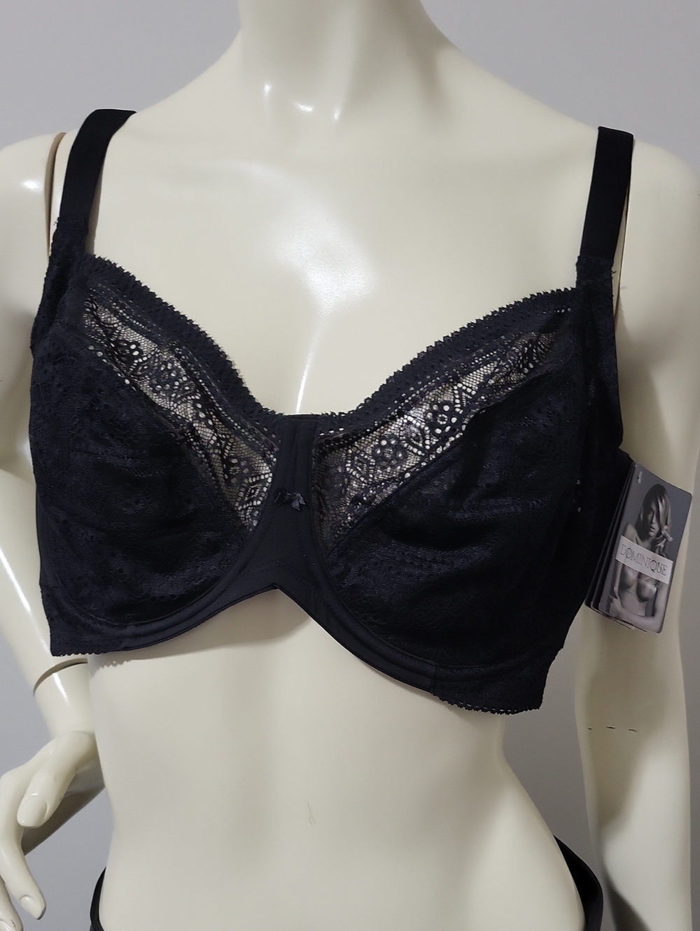 Dominique 42D Style 7400 Black Underwire Bra
